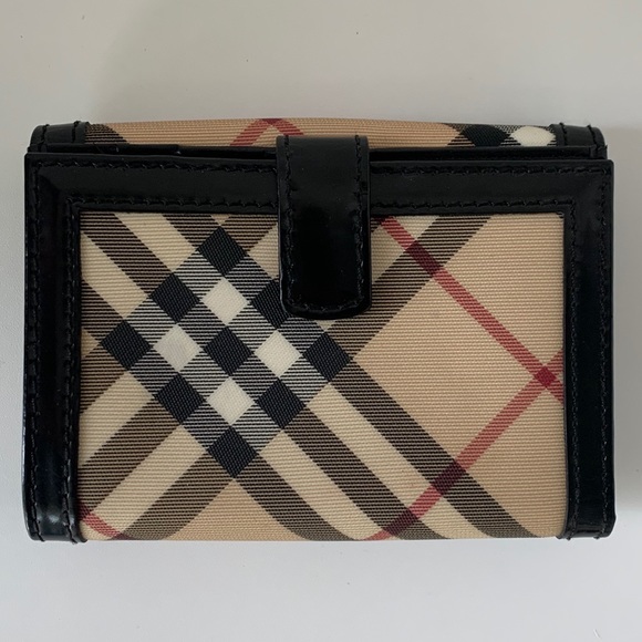 Burberry Fabulous Nova Check Bi-fold Wallet - Picture 2 of 9